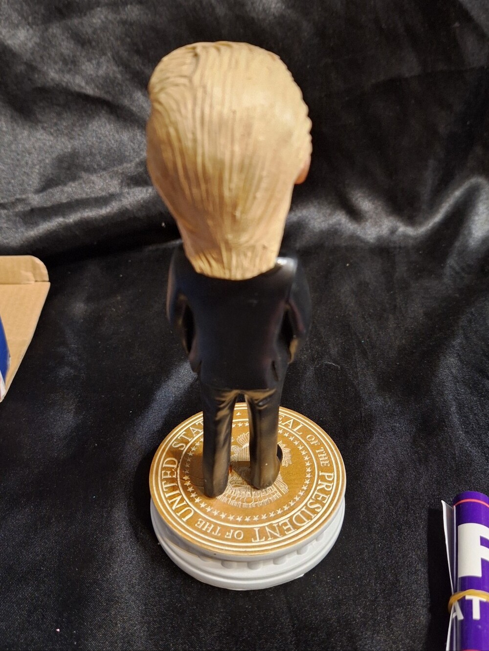 New Collectible Presidential Bobblehead~Donald J. Trump~Hand Painted - Picture 13 of 13
